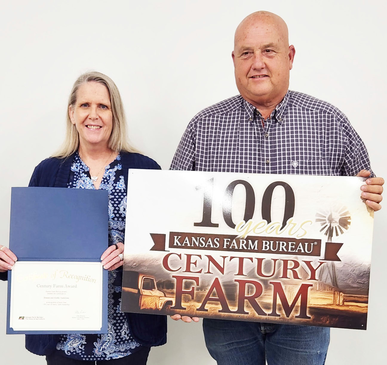 FARM BUREAU HONORS LOCAL FAMILIES