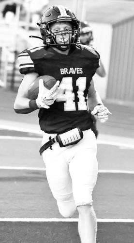 Braves senior Bradley Doornbos scores a touchdown and surpasses 1,000 career all-purpose yards. (Photo by Amber Weeks)