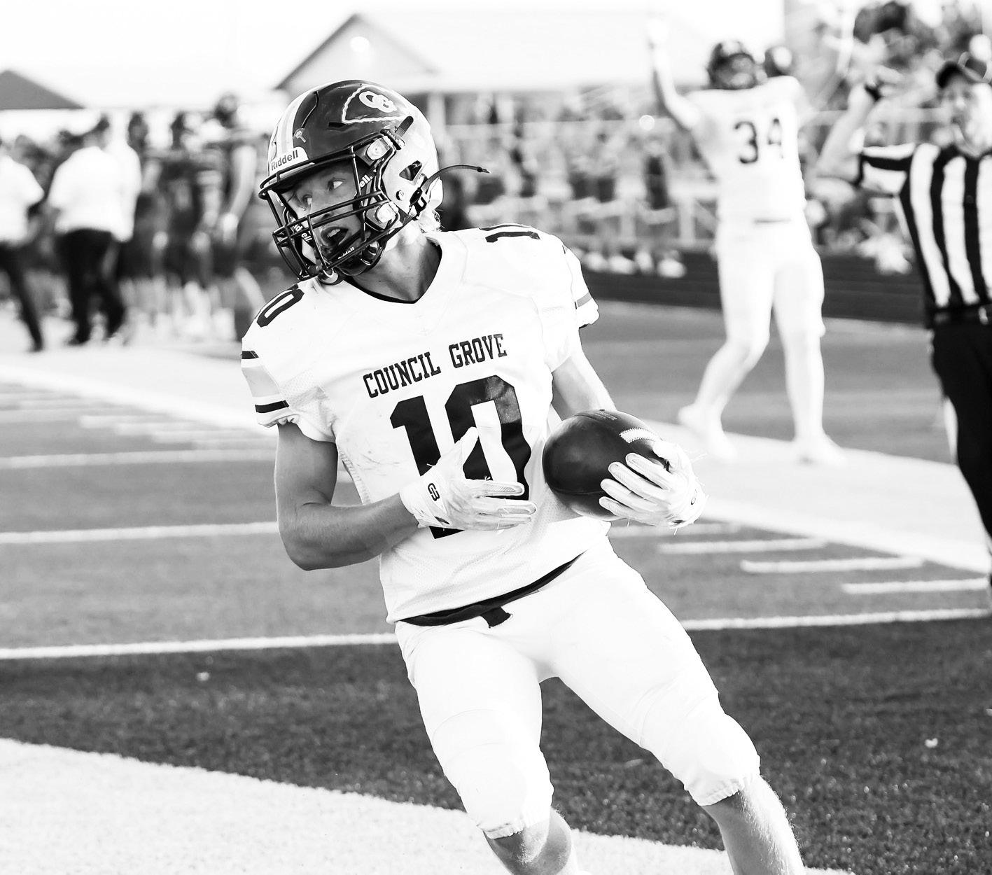 On offense, Blaise French tallied 94 yards and two rushing touchdowns on 11 carries and added a 29-yard touchdown reception. (Photo by Brandy Villalobos)