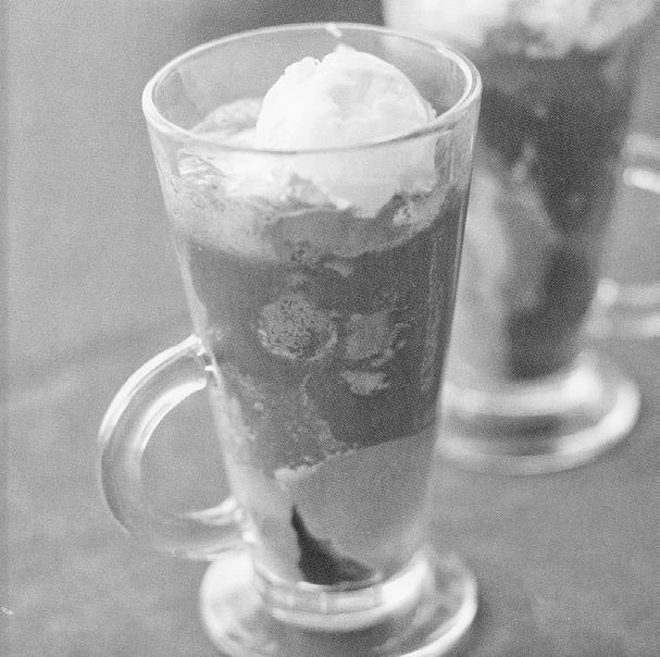 Hot Chocolate Float
