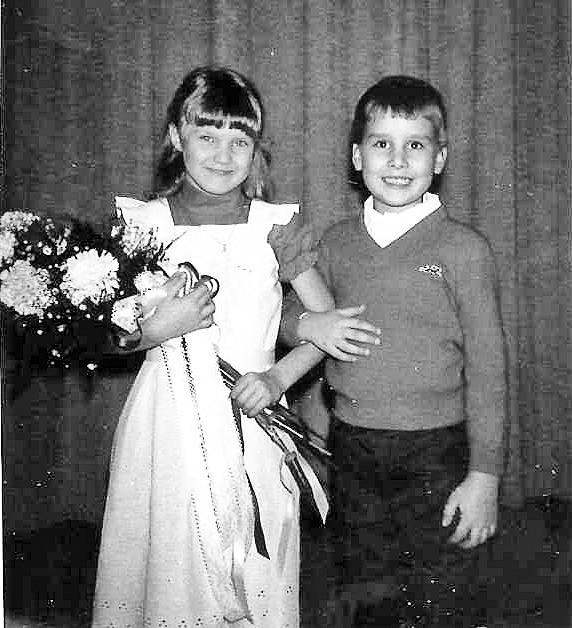 Can you identify? The Morris County Historical Society is seeking information on who is in the above photo? If you know, please contact the Morris County Historical Society at info@Morriscountyhistory.com or at 620-767-7388.