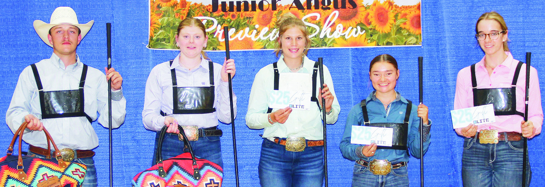 SENIOR SHOWMANSHIP -- These Kansas Junior Angus Association members won top honors in the senior showmanship contest at the 2026 Kansas Junior Angus Association Preview Show, June 6-7, in Hutchinson. Pictured from left are Jackson McCurry, Colwich, first; Addie Haverkamp, Bern, second; Lilly Hinkson, Cottonwood Falls, third; Ellie Laflin, Olsburg, fourth; and Laicee Scott, Council Grove fifth. Photo by Jeff Mafi, American Angus Association.