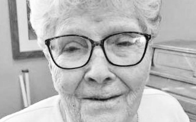 Wilma Manhart