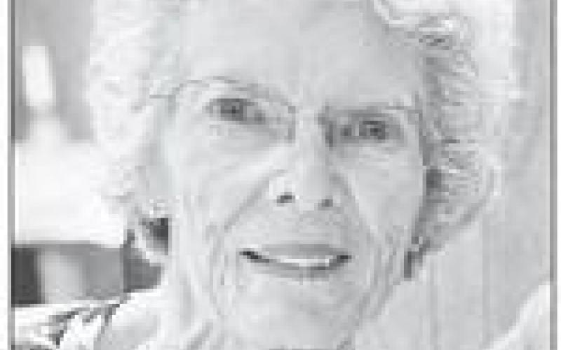 Jean (Lynette) Ecklund